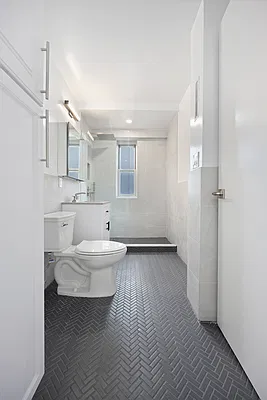 477 FDR Drive M1602 photo 8