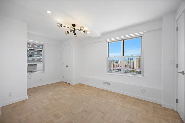477 FDR Drive M1602 photo 10